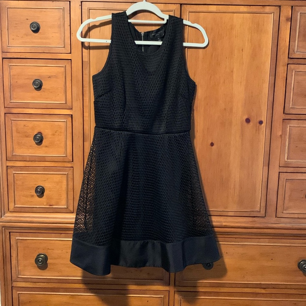 EUC ROMEO + JULIET COUTURE BLACK MESH FIT + FLARE DRESS, medium